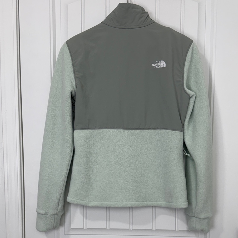 The North Face Women's Fleece Jacket Size Small - Picture 2 of 9